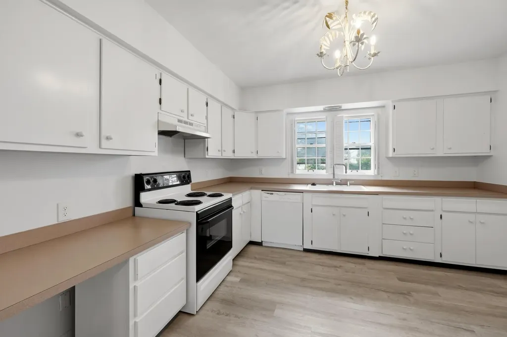 1909 Fontaine Road Lexington KY 40502