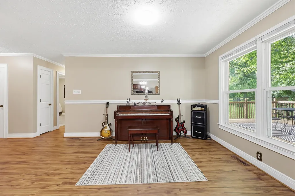 194 Old Coach Road Nicholasville KY 40356