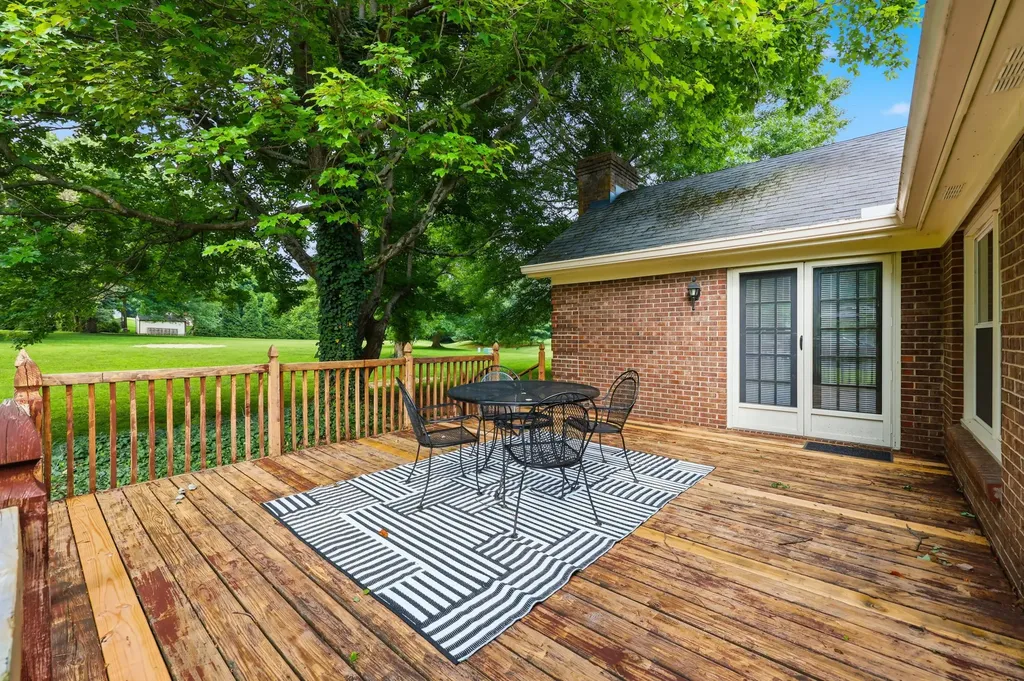 194 Old Coach Road Nicholasville KY 40356