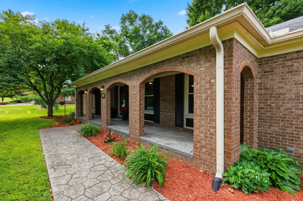 194 Old Coach Road Nicholasville KY 40356