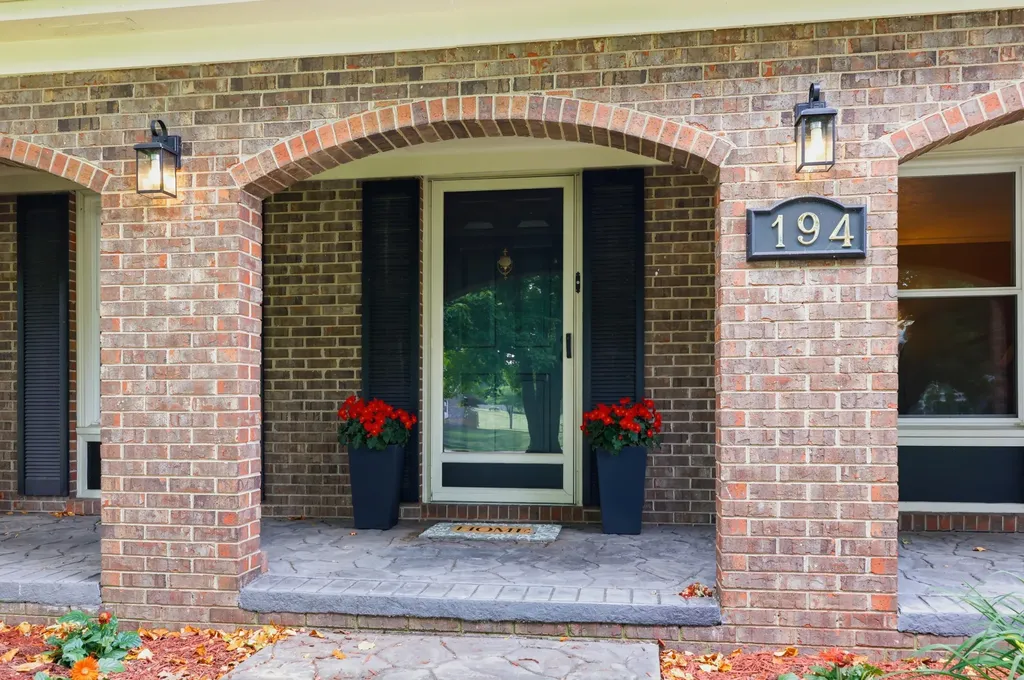 194 Old Coach Road Nicholasville KY 40356
