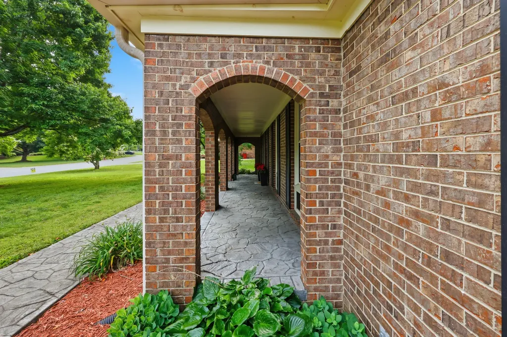 194 Old Coach Road Nicholasville KY 40356