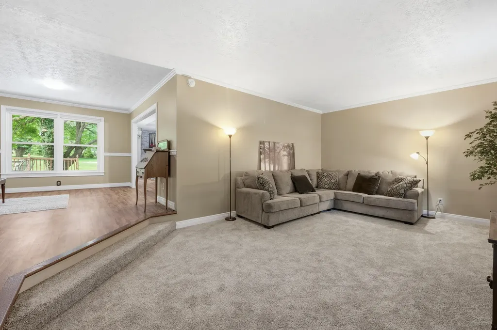 194 Old Coach Road Nicholasville KY 40356