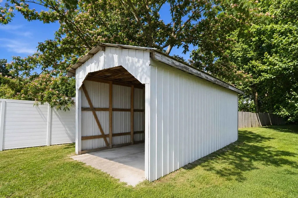 312 Danville Avenue Stanford KY 40484