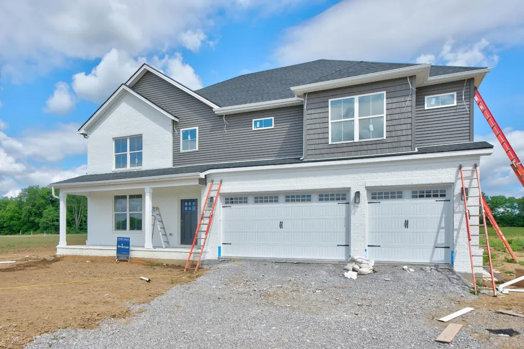 132 Farmers Bluff Nicholasville KY 40356