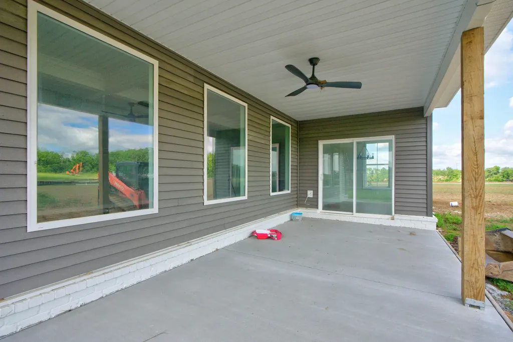 132 Farmers Bluff Nicholasville KY 40356