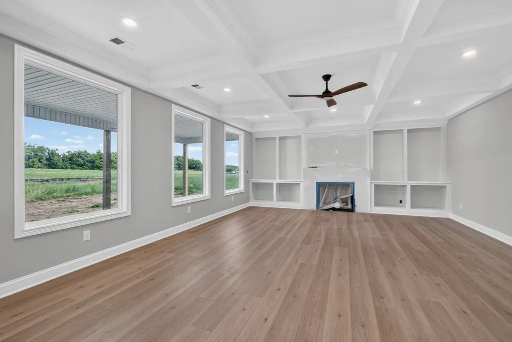 132 Farmers Bluff Nicholasville KY 40356