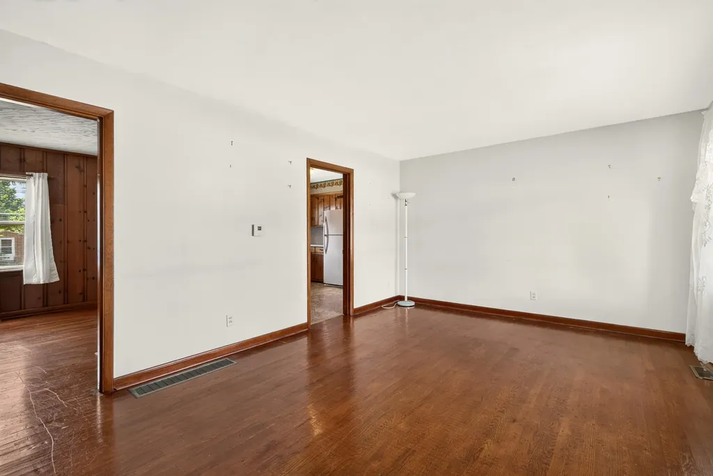 101 Herron Drive Lancaster KY 40444