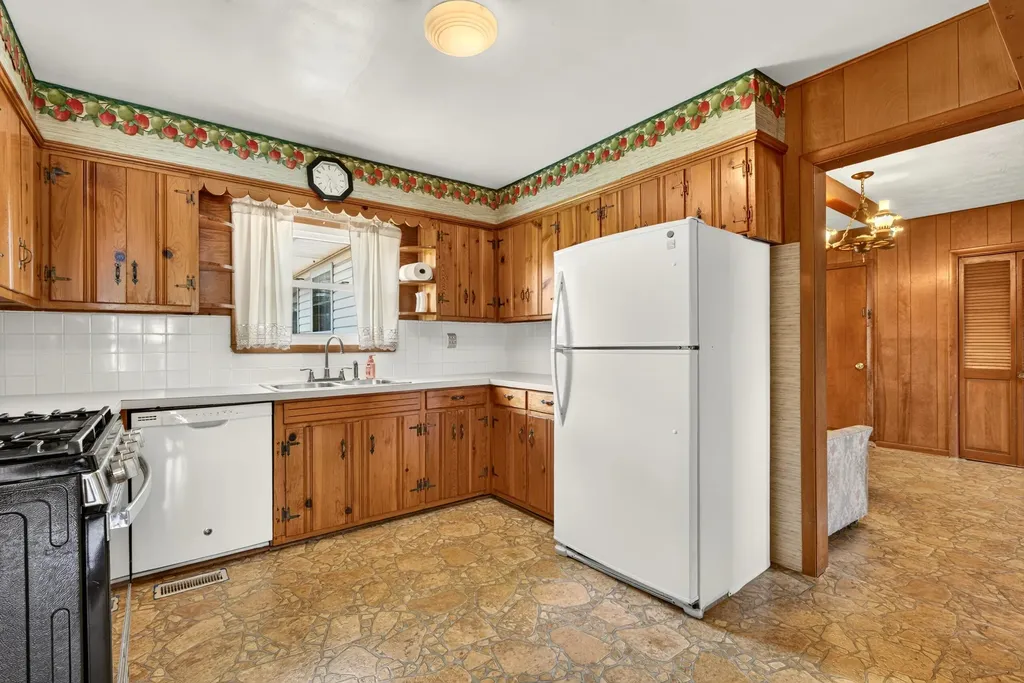 101 Herron Drive Lancaster KY 40444