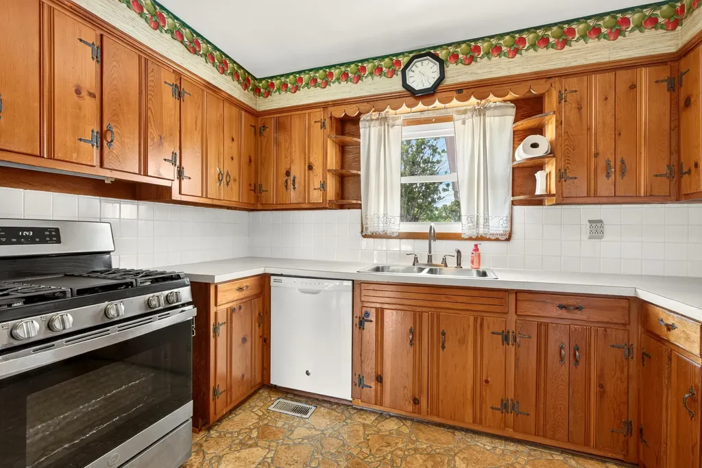 101 Herron Drive Lancaster KY 40444