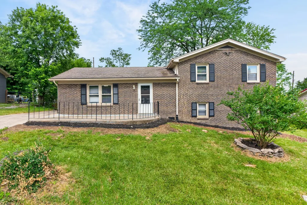 222 Martin Drive Richmond KY 40475
