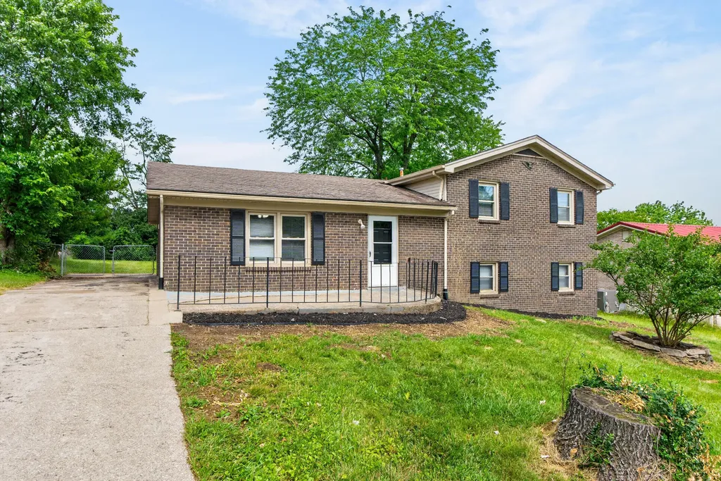 222 Martin Drive Richmond KY 40475