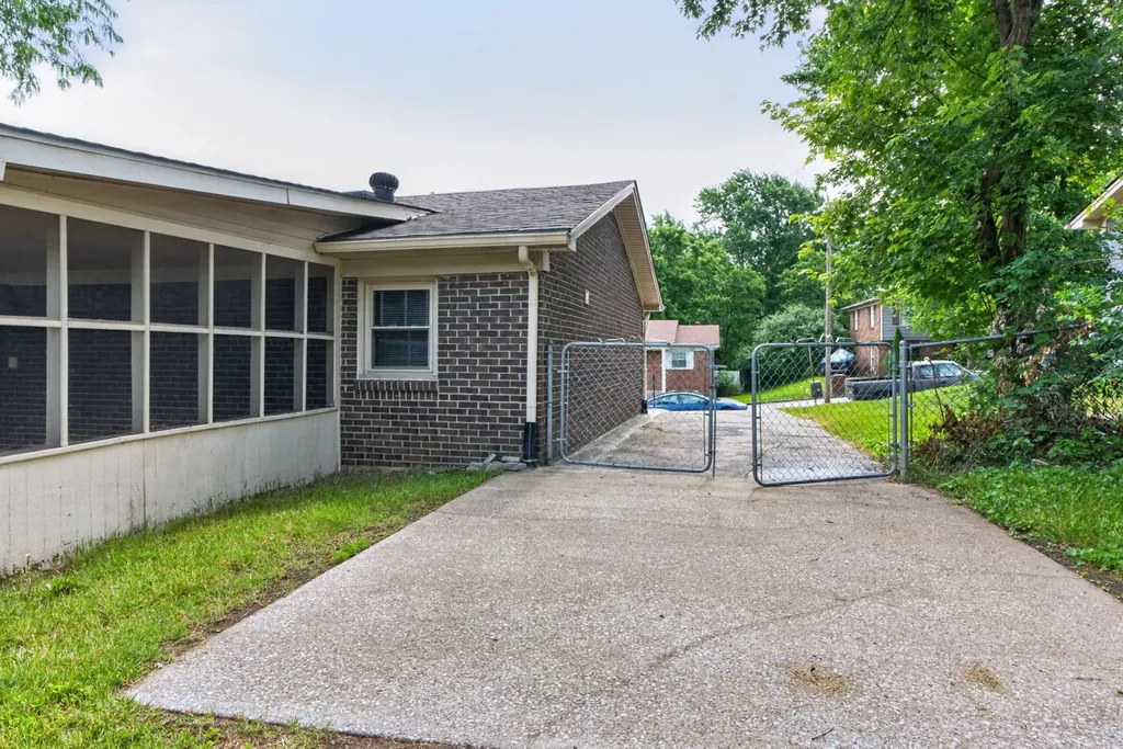 222 Martin Drive Richmond KY 40475