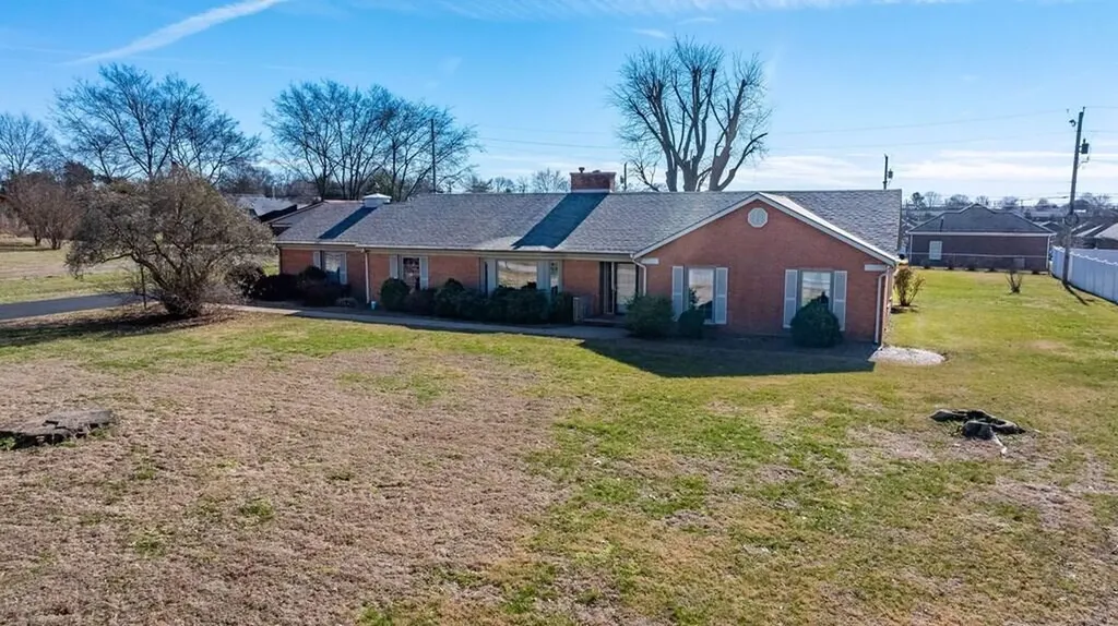 204 Ridgehill Drive Hopkinsville KY 42240