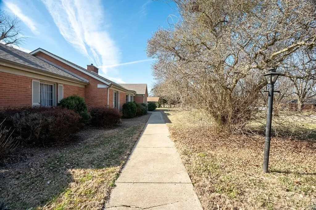 204 Ridgehill Drive Hopkinsville KY 42240