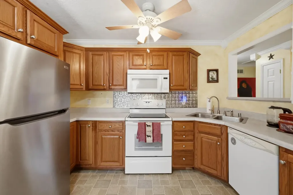 54 Lawrence Street Frankfort KY 40601