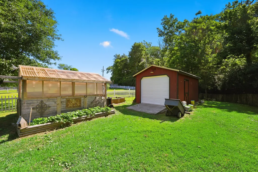 54 Lawrence Street Frankfort KY 40601