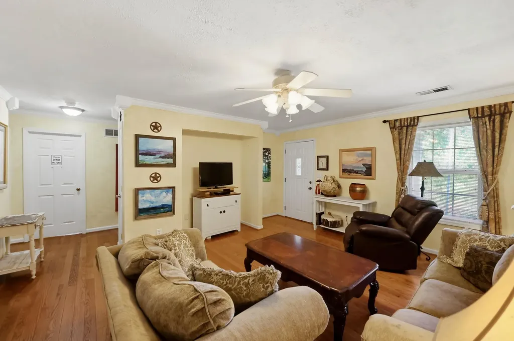 54 Lawrence Street Frankfort KY 40601