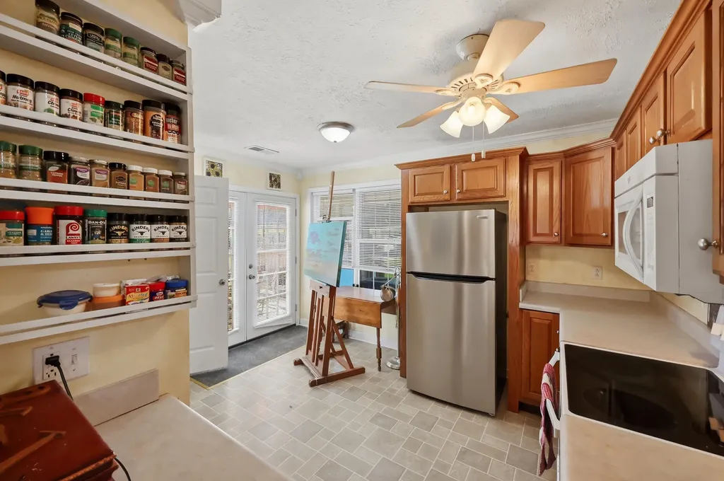 54 Lawrence Street Frankfort KY 40601