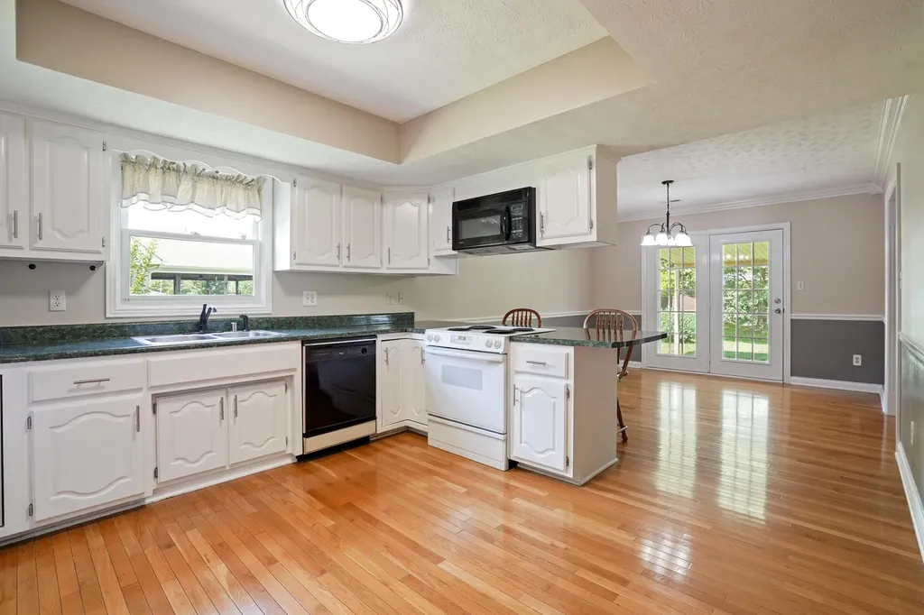 150 Meadow Point Drive Somerset KY 42503