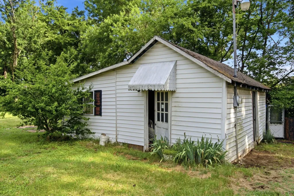 1100 Pekin Pike Wilmore KY 40390