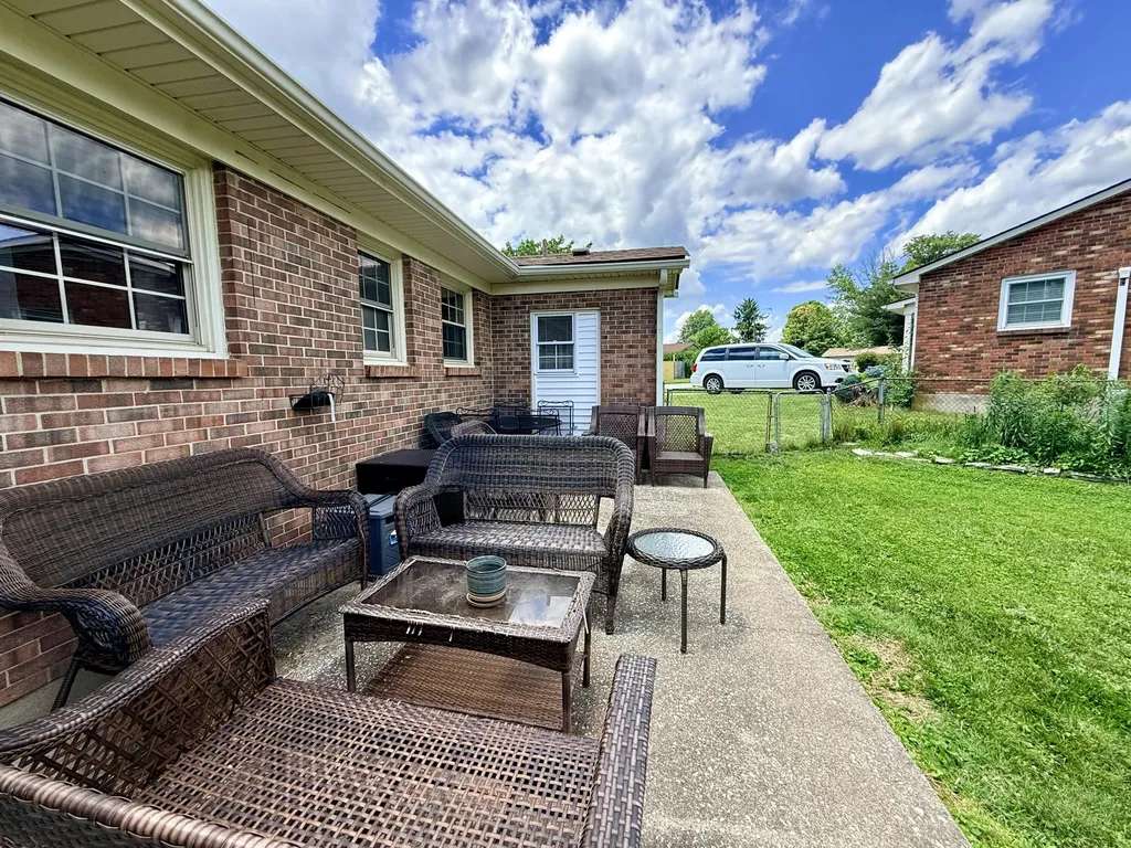 156 Paddock Drive Versailles KY 40383