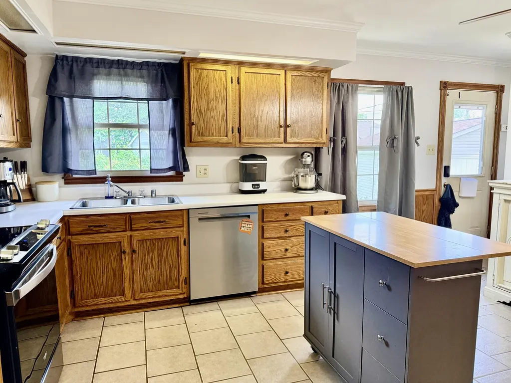 156 Paddock Drive Versailles KY 40383