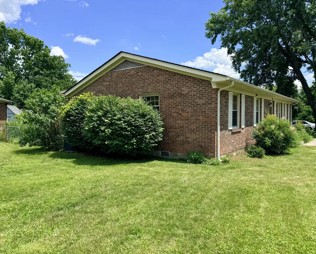 156 Paddock Drive Versailles KY 40383