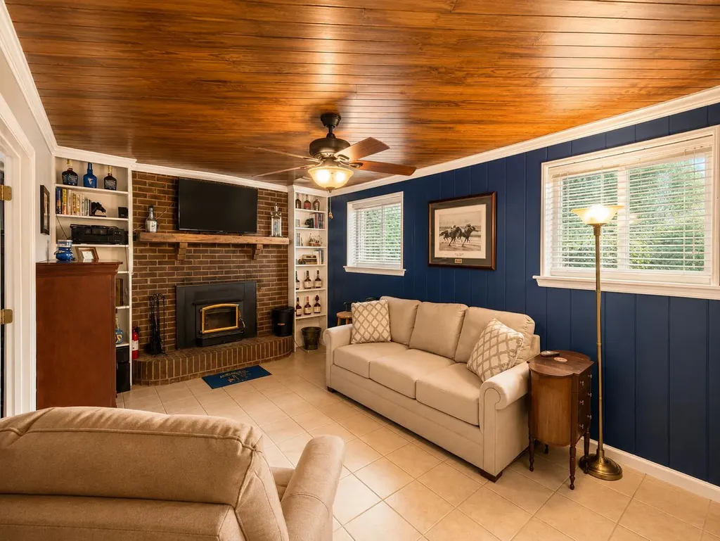 391 S Eagle Creek Drive Lexington KY 40515