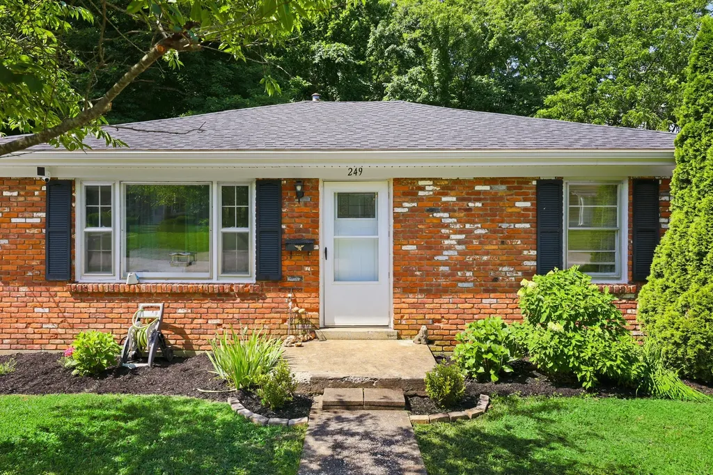 249 Rancho Drive Frankfort KY 40601