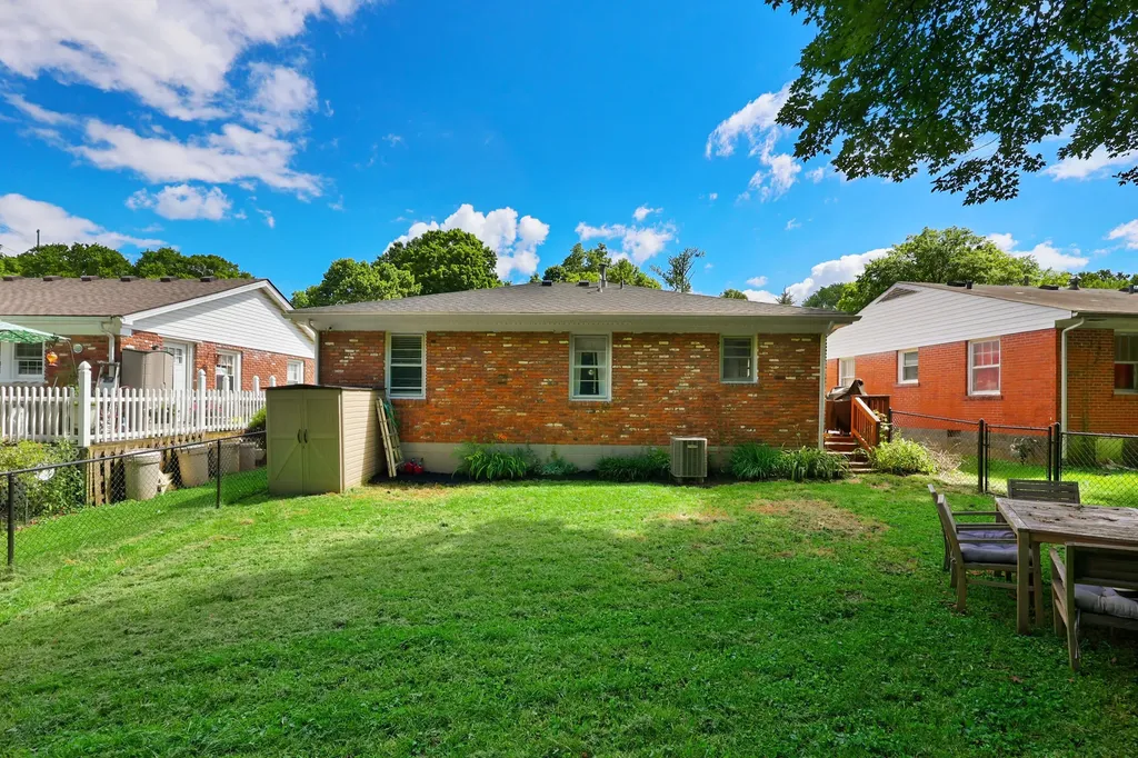 249 Rancho Drive Frankfort KY 40601