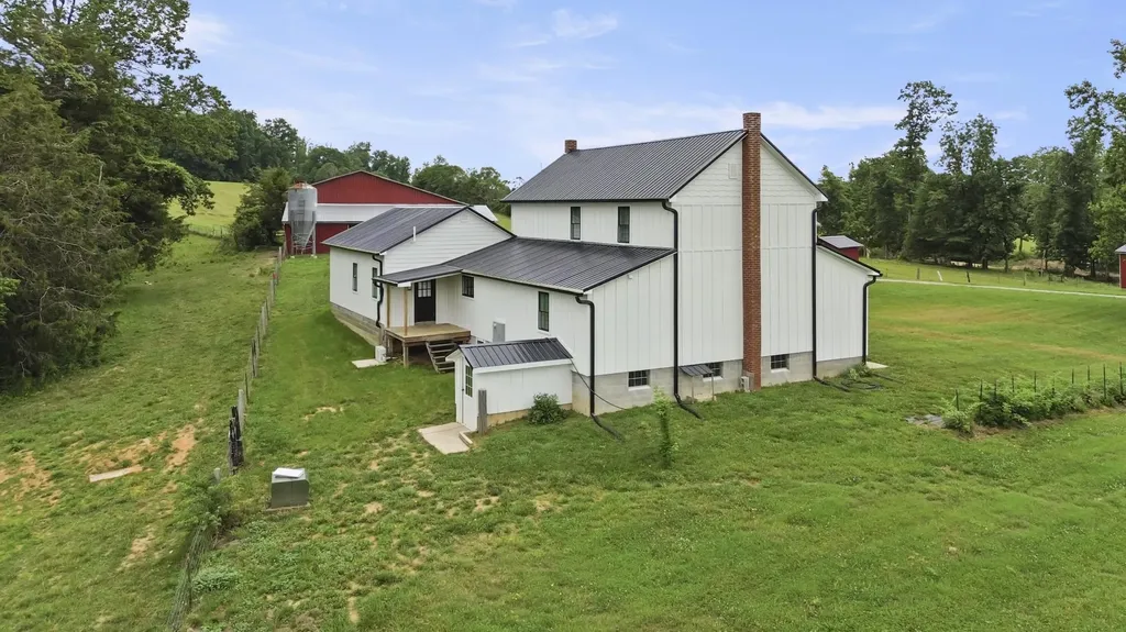 599 Watson Chapel Road Liberty KY 42539