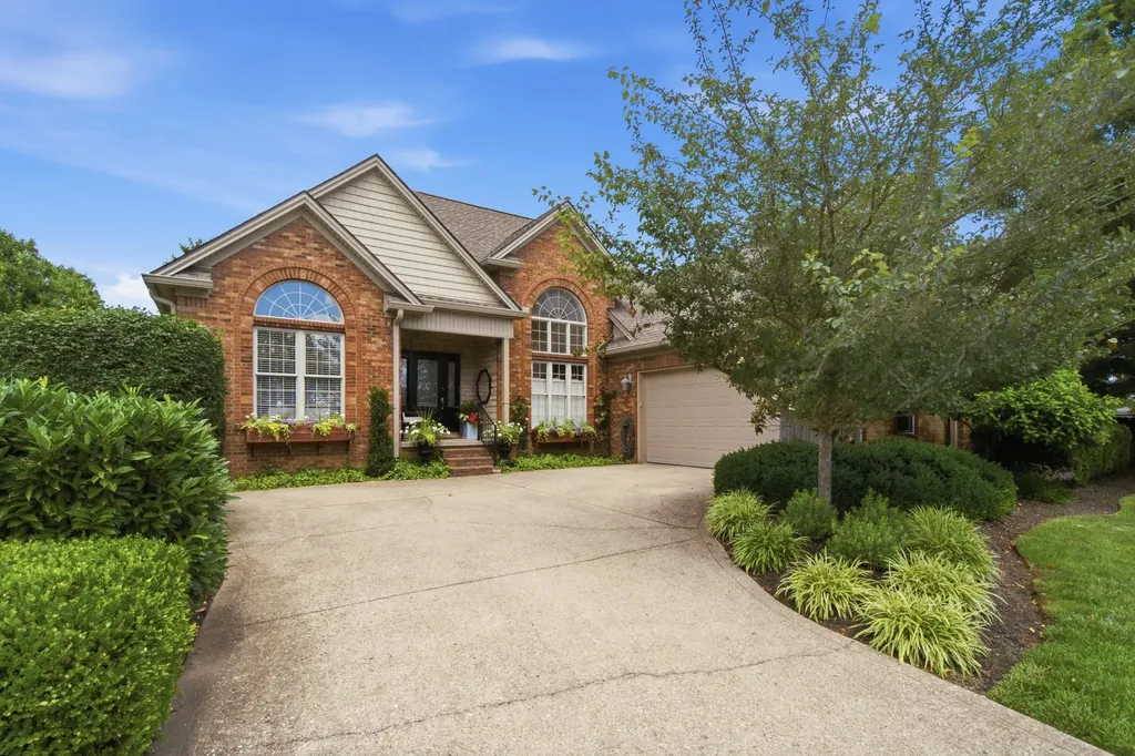 148 Cherry Hill Drive Georgetown KY 40324