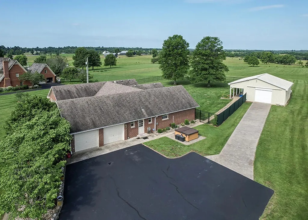 305 Waterworks Road Danville KY 40422