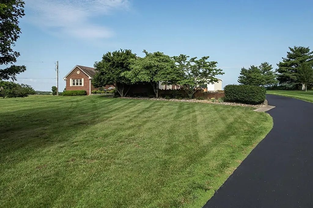 305 Waterworks Road Danville KY 40422