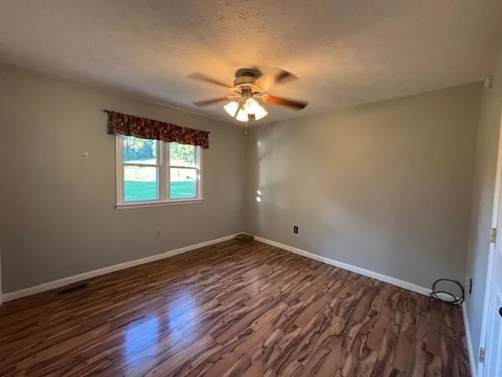 44 Willow Avenue Brodhead KY 40409