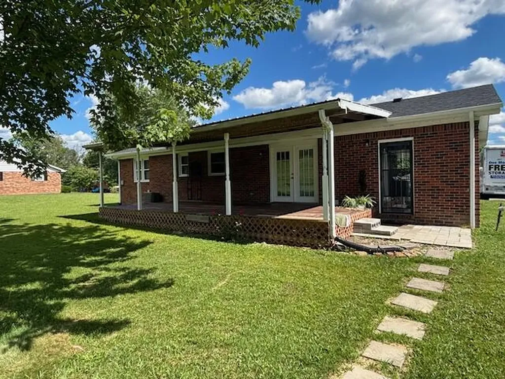 44 Willow Avenue Brodhead KY 40409