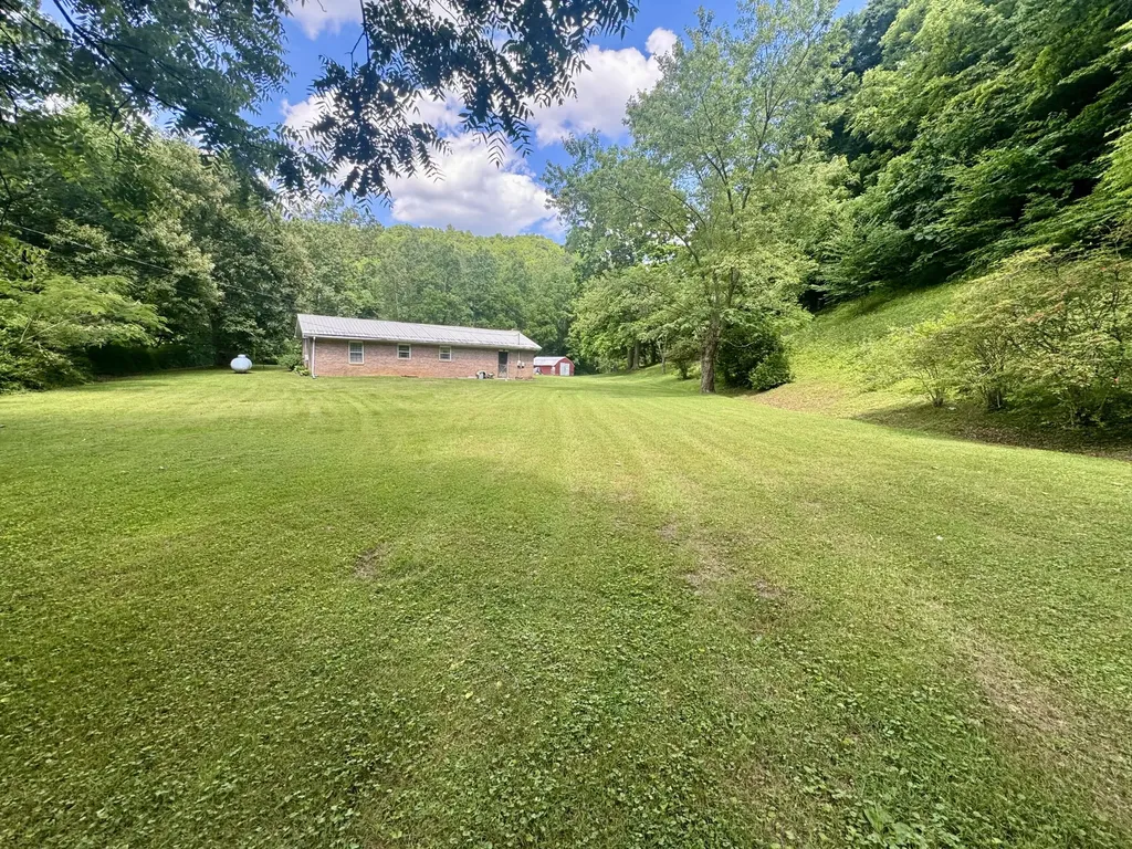 5364 2025 Highway Booneville KY 41314