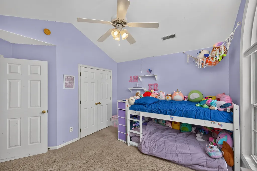 141 White Oak Trace Lexington KY 40511