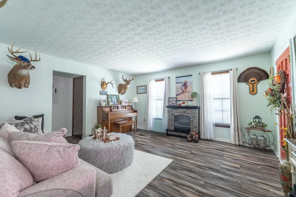 5334 Kentucky 896 Parkers Lake KY 42634