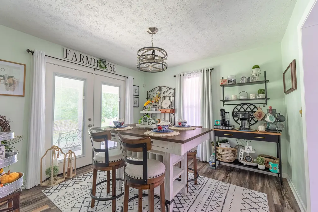 5334 Kentucky 896 Parkers Lake KY 42634