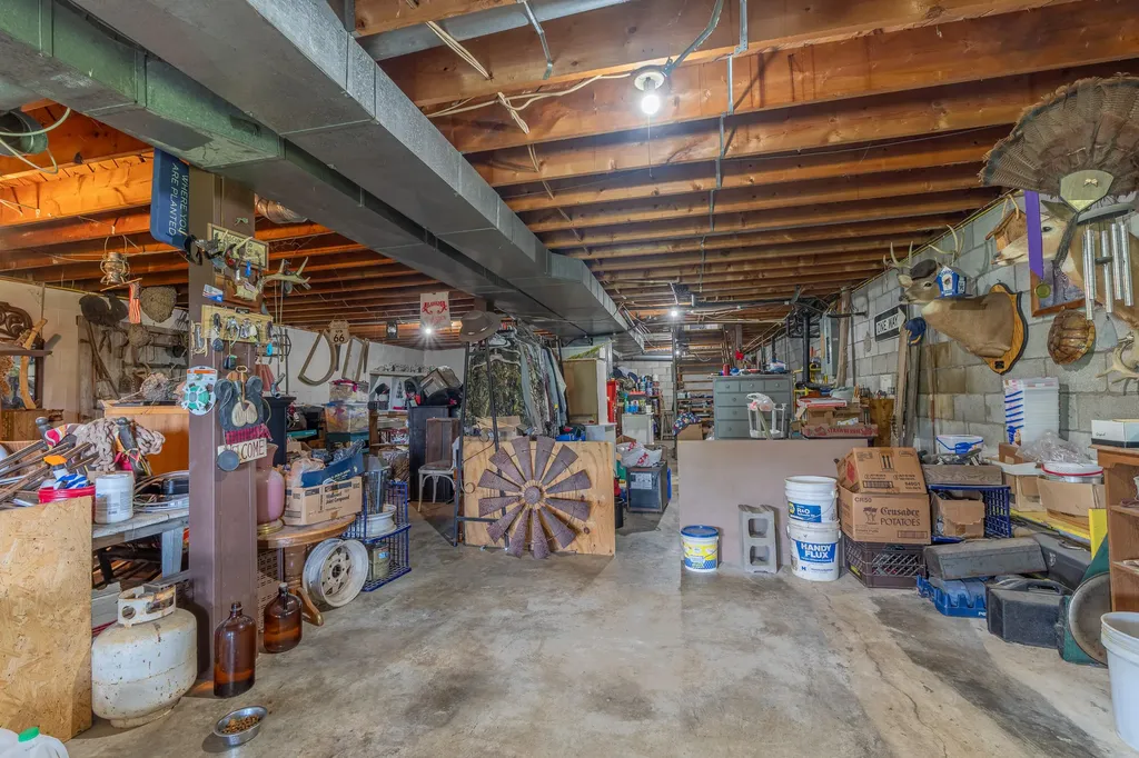 5334 Kentucky 896 Parkers Lake KY 42634