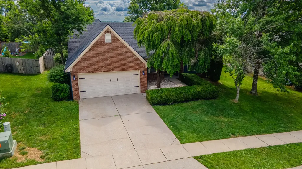 309 Ravenwood Place Richmond KY 40475