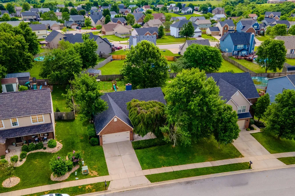 309 Ravenwood Place Richmond KY 40475