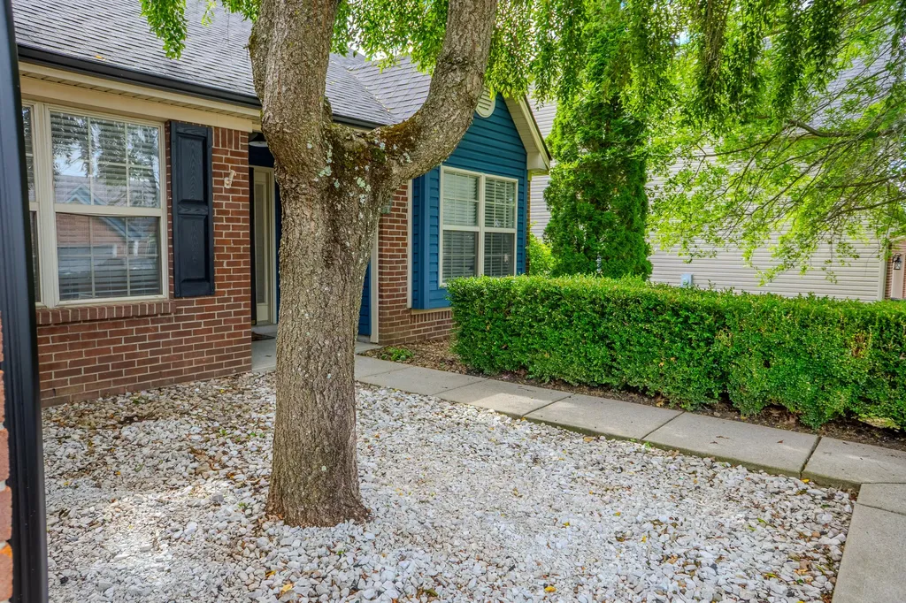 309 Ravenwood Place Richmond KY 40475