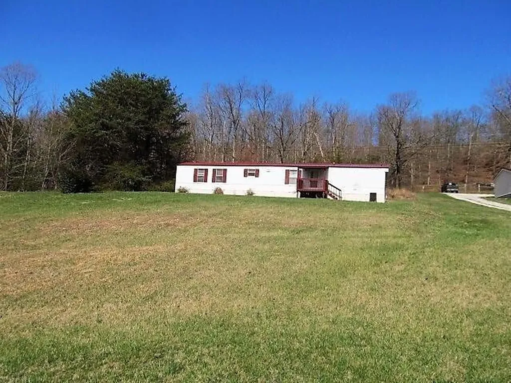 2174 Lambert Road Berea KY 40403
