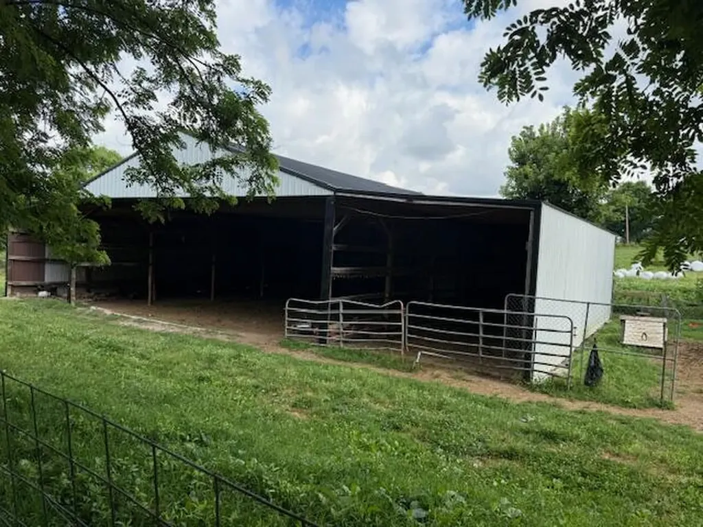 1434 Hwy 167 SE Highway 167 Highway Monticello KY 42633