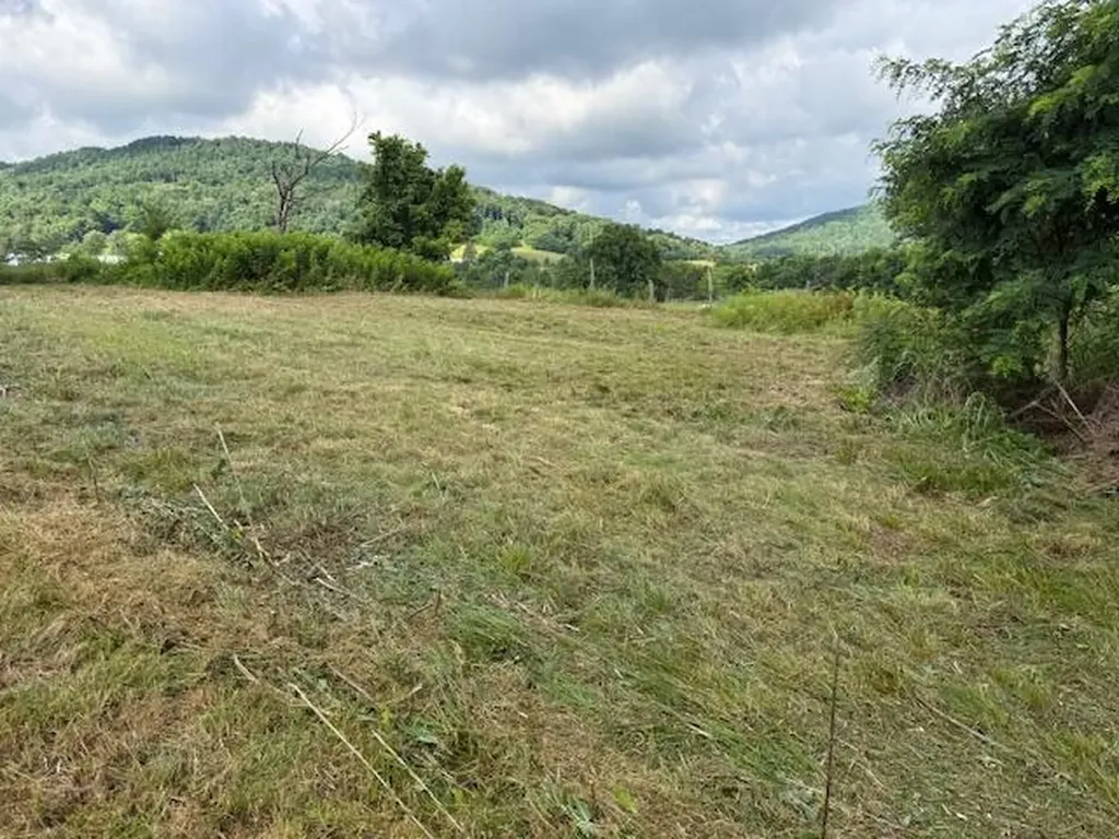 1434 Hwy 167 SE Highway 167 Highway Monticello KY 42633