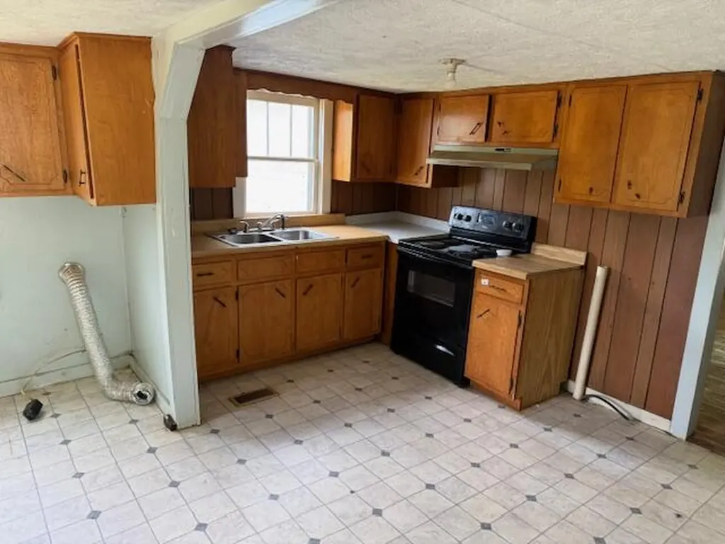 1434 Hwy 167 SE Highway 167 Highway Monticello KY 42633