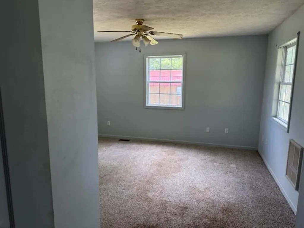 1434 Hwy 167 SE Highway 167 Highway Monticello KY 42633